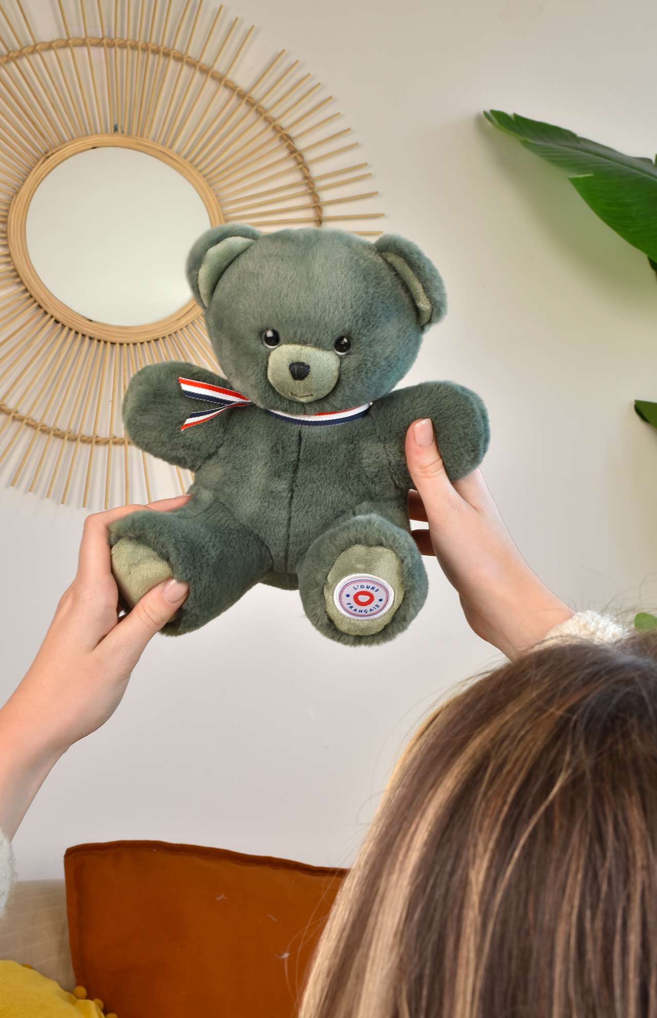 Petit Ours kaki - 25 cm – Image 3