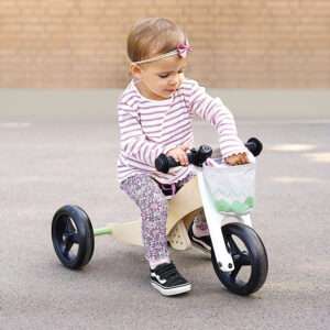 Draisienne et tricycle vert sauge