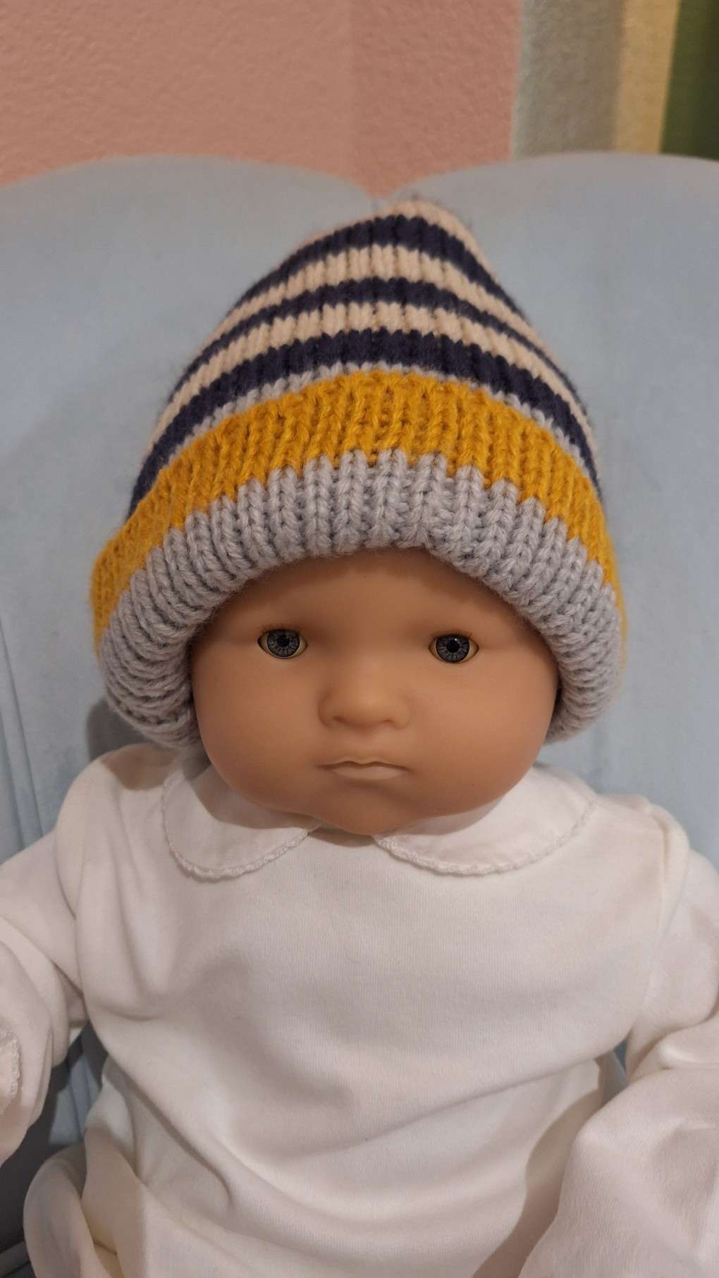 Bonnet tricoté rayures bleu