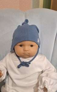 Bonnet bleu uni avec noeud