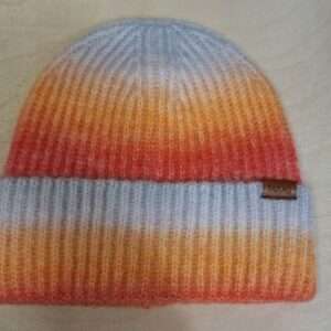 Bonnet tricoté multicolore orange
