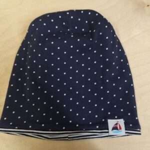 Bonnet bleu a pois